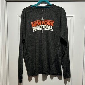 Adidas New York Basketball Men's Black Long Sleeve Shirt Medium